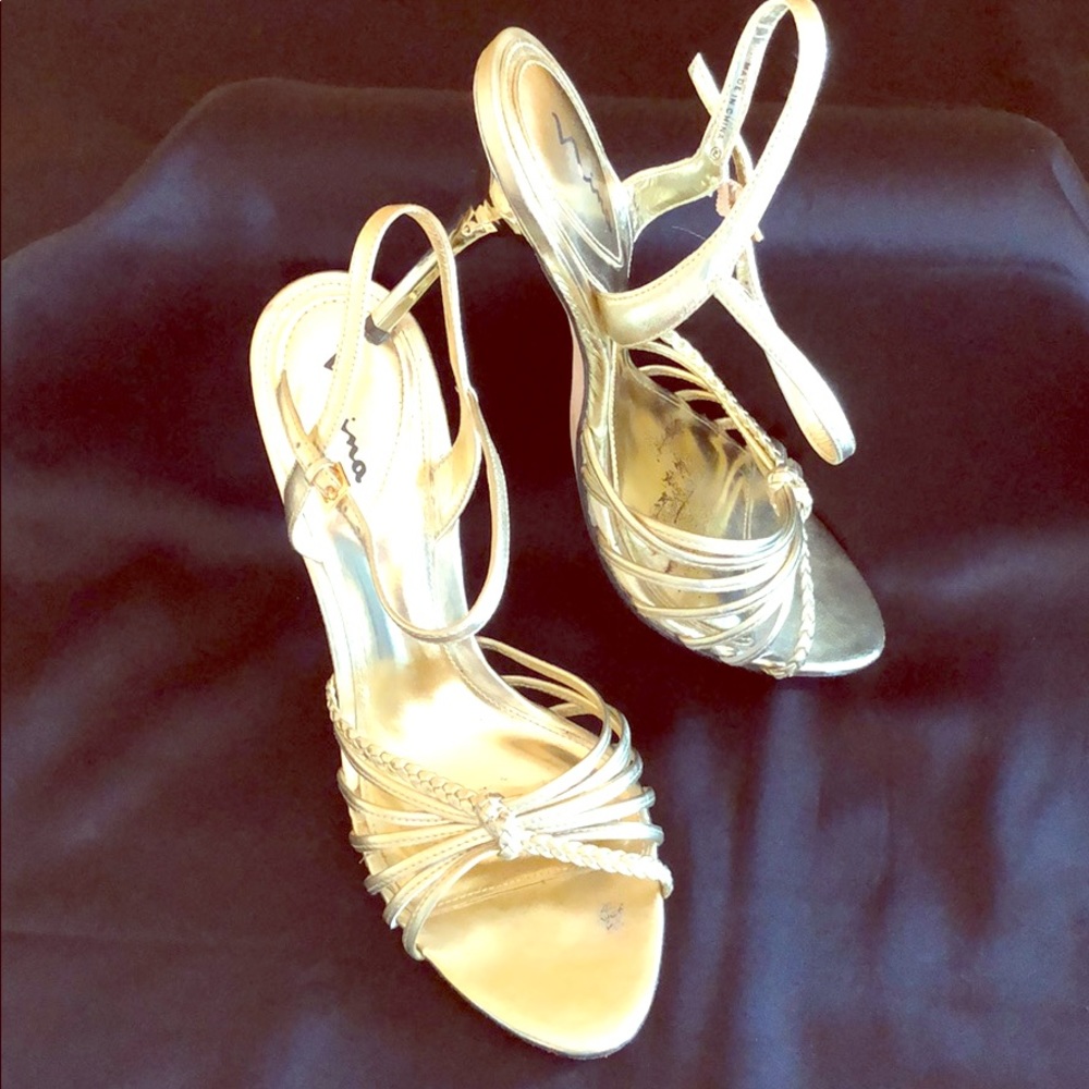Nina Gold Metallic Dress Sandals, Size 7.5
